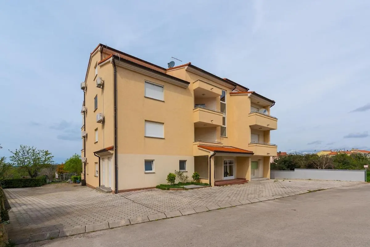 Apartman Bellavista Pula 0*,  Croatia
